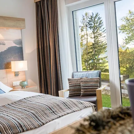 Seehotel Jo 4*