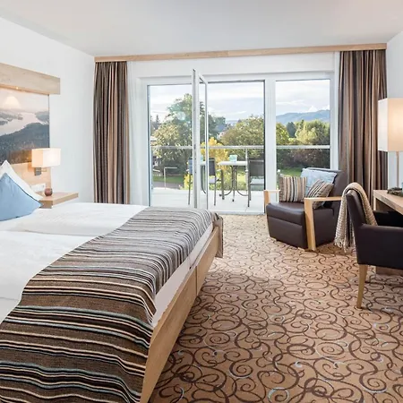 Seehotel Jo ホテル Pörtschach am Wörthersee