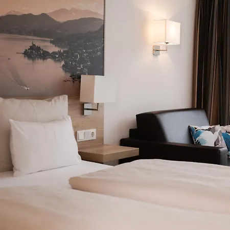 Seehotel Jo فندق Pörtschach am Wörthersee
